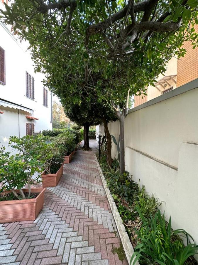 Ferienwohnung La Casa Di Filippo Quercianella Exterior foto